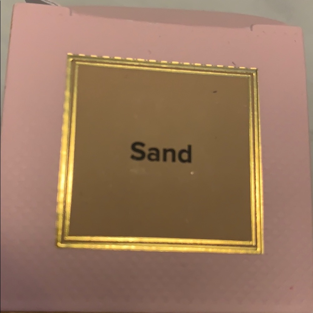 Too Faced BTW foundation - Picture 8 of 13